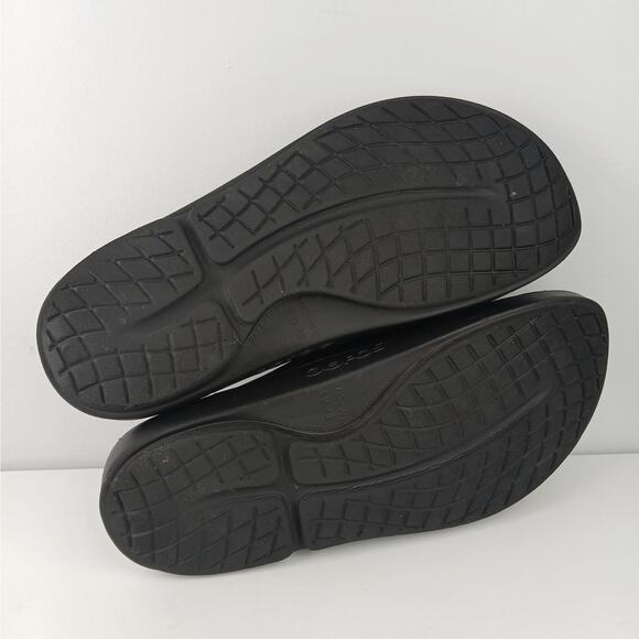 OOFOS Unisex SZ M10 W12 OOahh Slide Sandal In Black